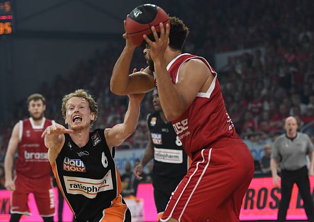 国乒新生代 国乒新生代