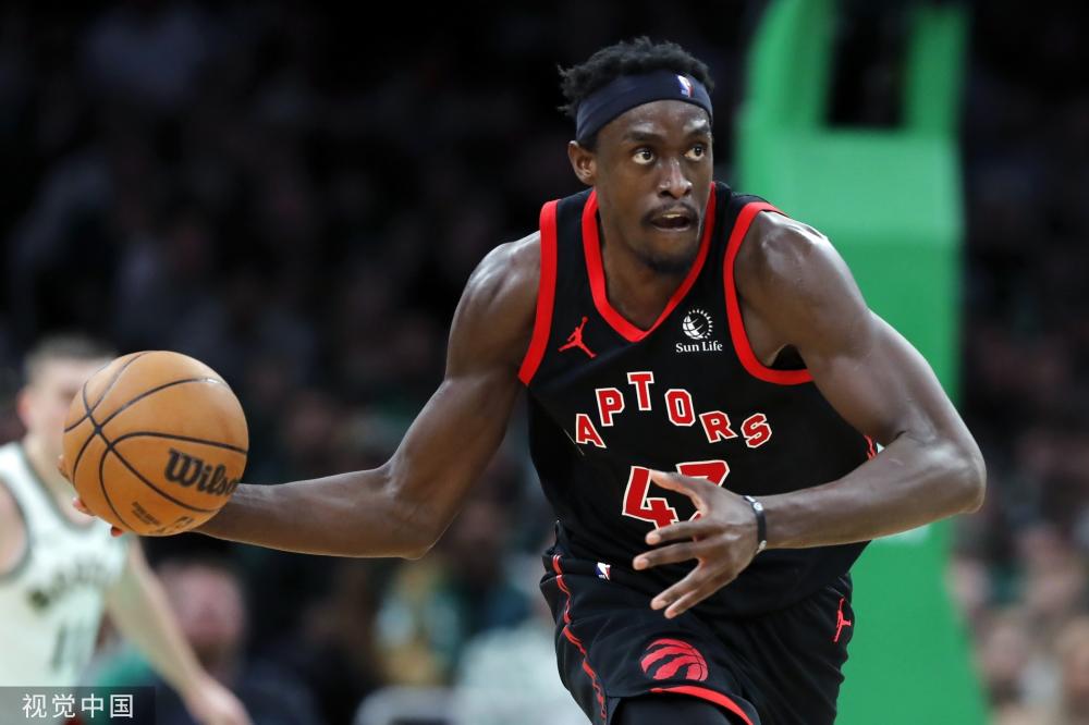 他毫不犹豫 他毫不犹豫