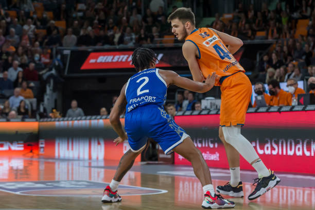 多关注他们 多关注他们