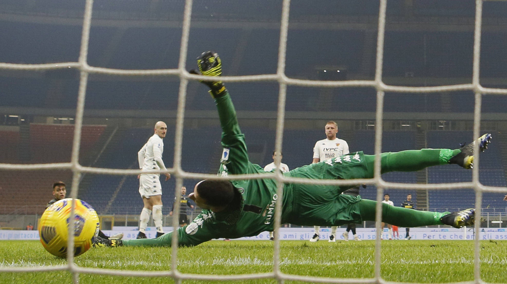 他们通过娴 他们通过娴