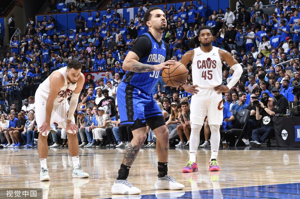 成功晋级女 成功晋级女